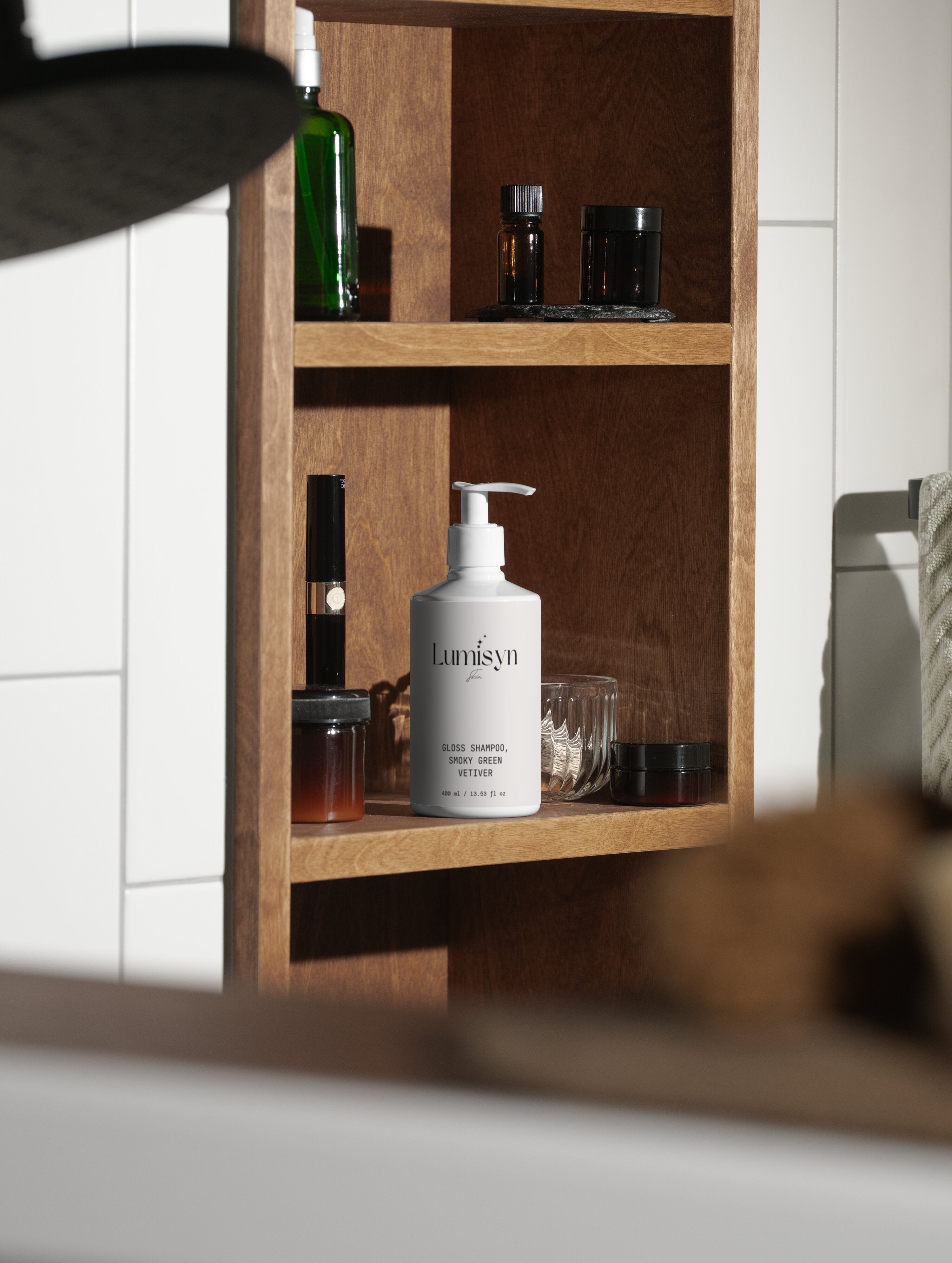 Gloss Shampoo, Smoky Green Vetiver